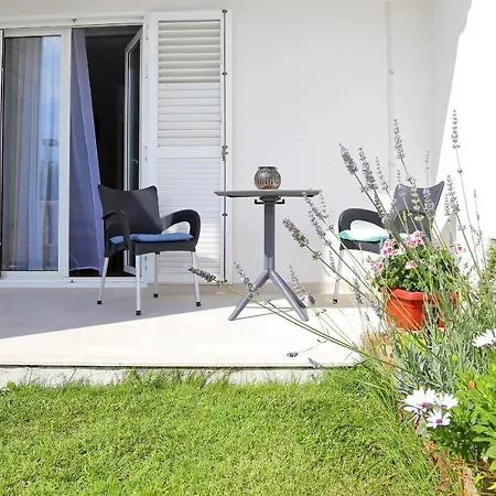 Krmek Apartment Mlini