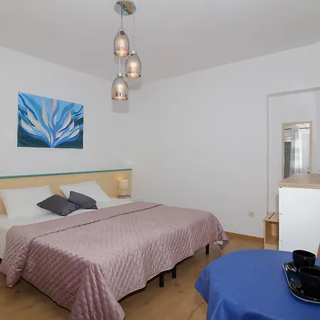 Apartment Krmek Mlini